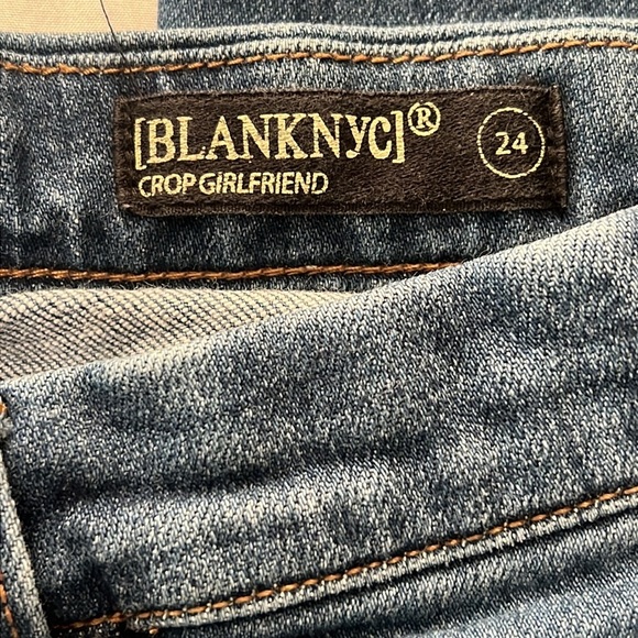 Blank NYC Crop Girlfriend Jeans - Picture 5 of 6